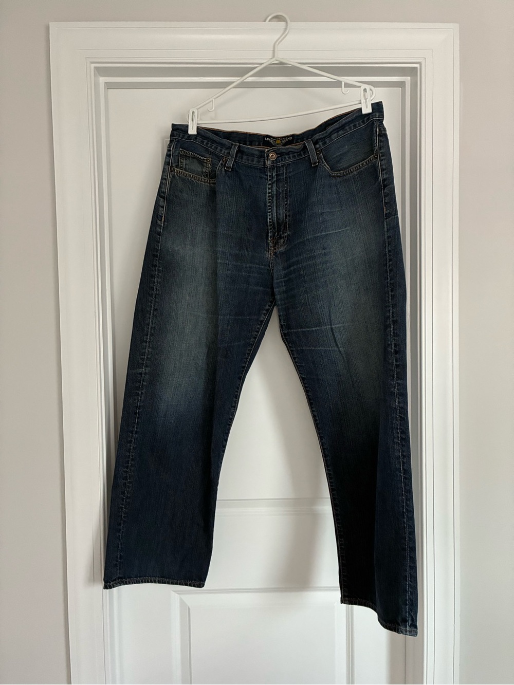 Lucky Brand Dark Blue 181 Relaxed Straight Fit Jeans